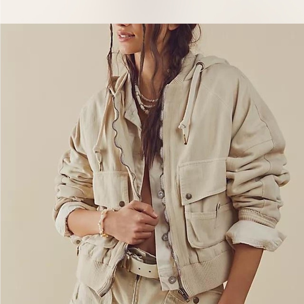 Cream Oversized Utility Jacket with Long Sleeves and Soft Fabric